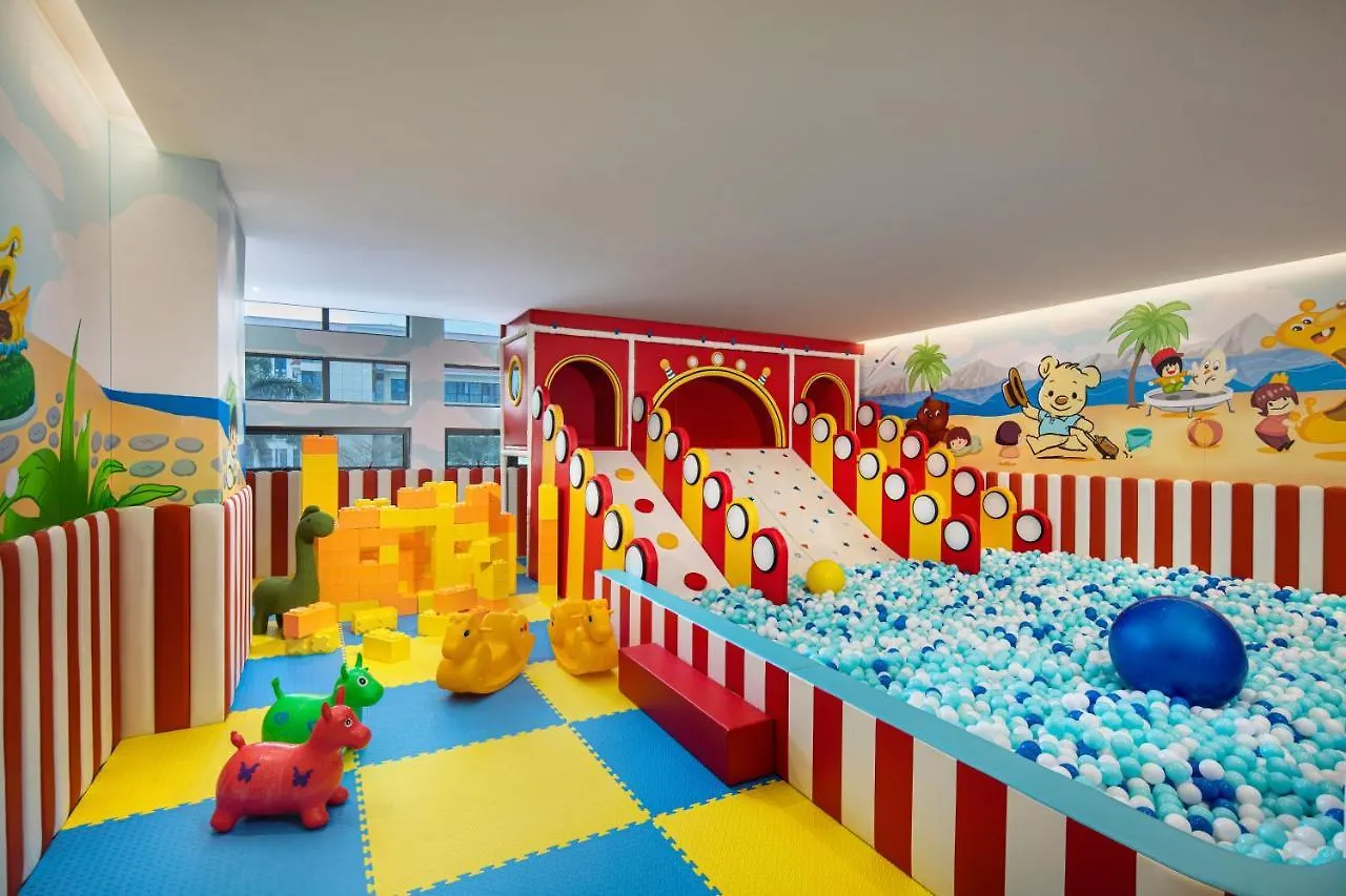Rezen Hotel Zhuhai Hengqin Border And Exhibition Center Branch 0*,  Chiny